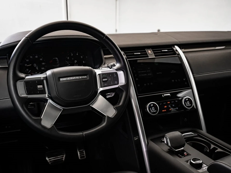 2024 Land Rover Discovery 5th Gen - Image 4 of 21