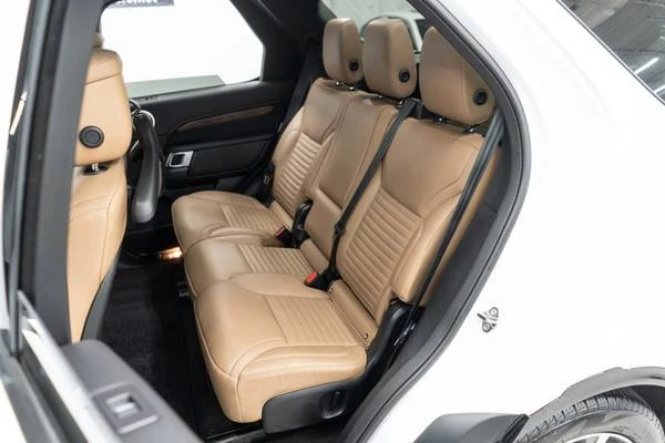 2024 Land Rover Discovery 5th Gen - Image 16 of 21