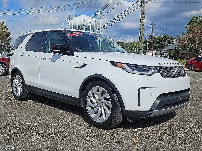 2024 Land Rover Discovery 5th Gen - Image 2 of 12