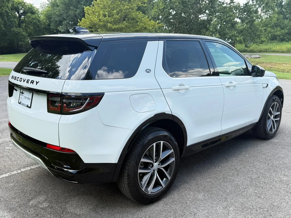 2024 Land Rover Discovery 5th Gen - Image 3 of 12