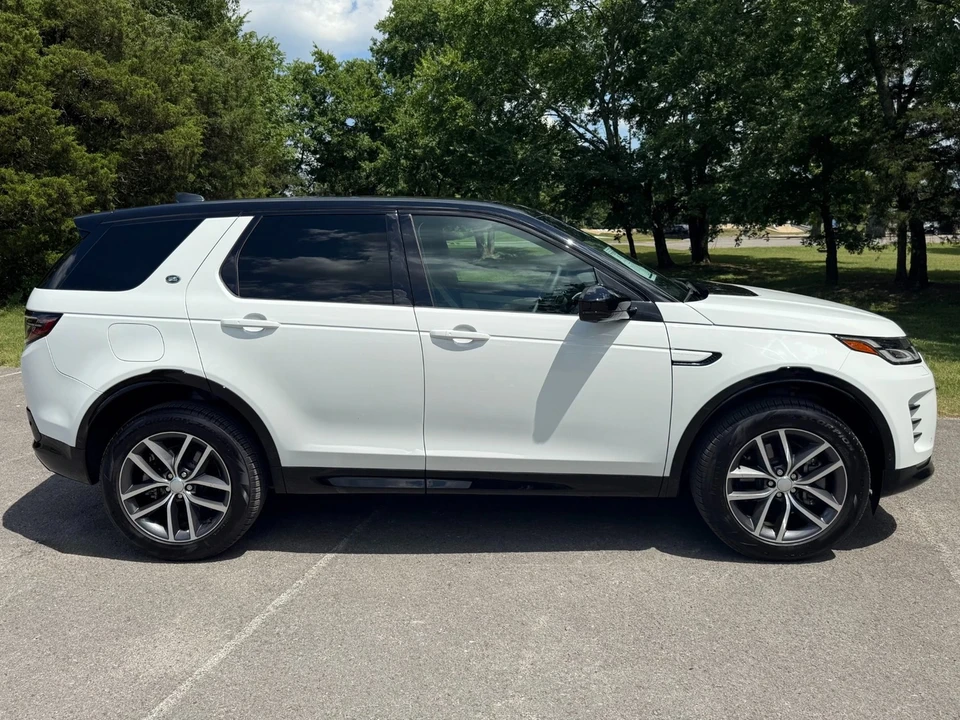 2024 Land Rover Discovery 5th Gen - Image 7 of 12
