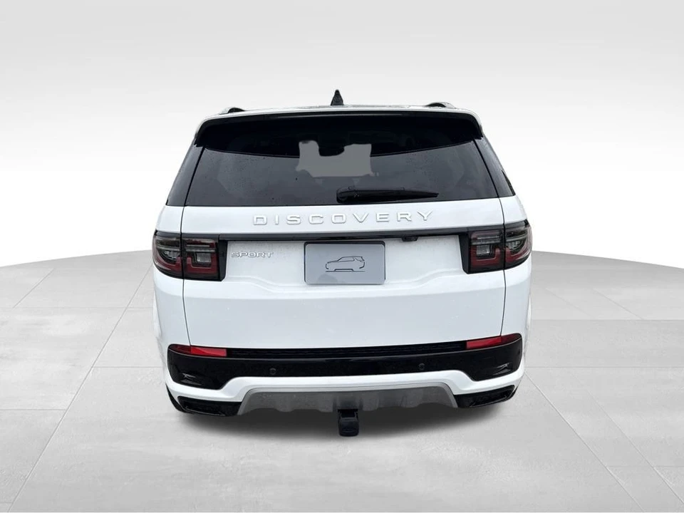 2024 Land Rover Discovery 5th Gen - Image 11 of 12
