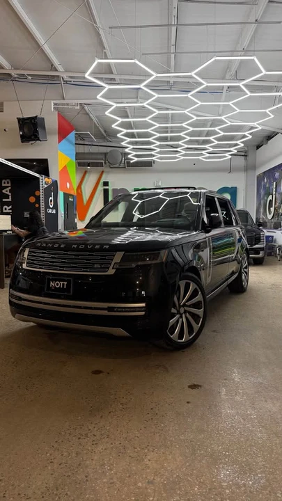 2024 Land Rover Range Rover L460 - Image 2 of 6