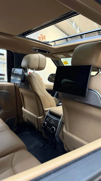 2024 Land Rover Range Rover L460 - Image 5 of 6