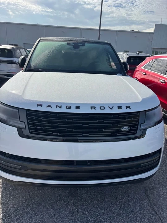 2024 Land Rover Range Rover L460 - Image 2 of 2