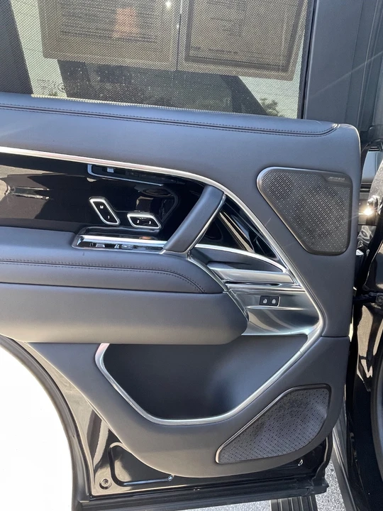 2024 Land Rover Range Rover L460 - Image 18 of 21