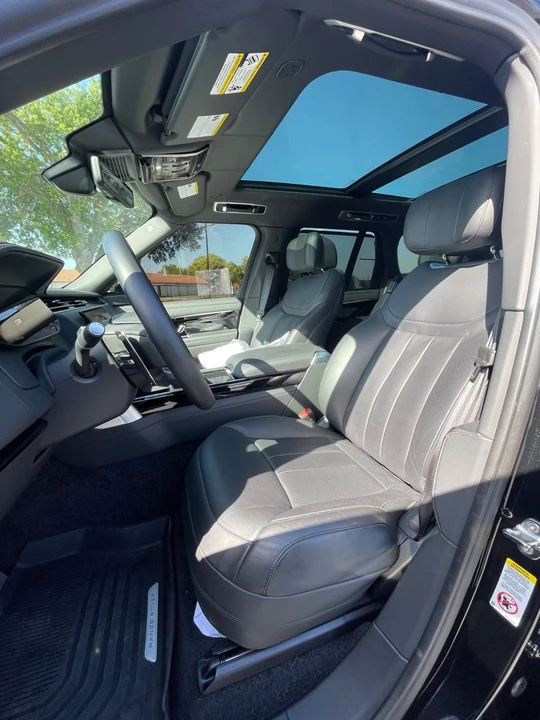 2024 Land Rover Range Rover L460 - Image 15 of 21