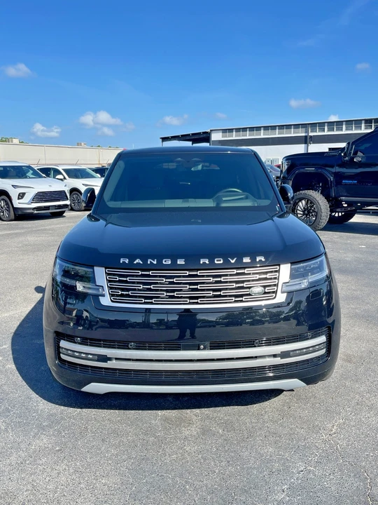 2024 Land Rover Range Rover L460 - Image 2 of 21