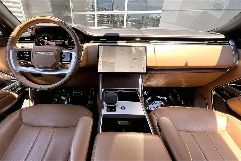 2024 Land Rover Range Rover L460 - Image 8 of 14