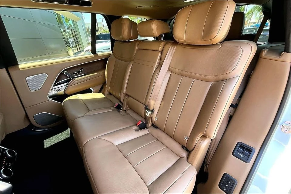 2024 Land Rover Range Rover L460 - Image 13 of 14