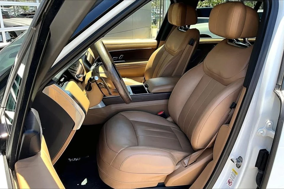 2024 Land Rover Range Rover L460 - Image 12 of 14