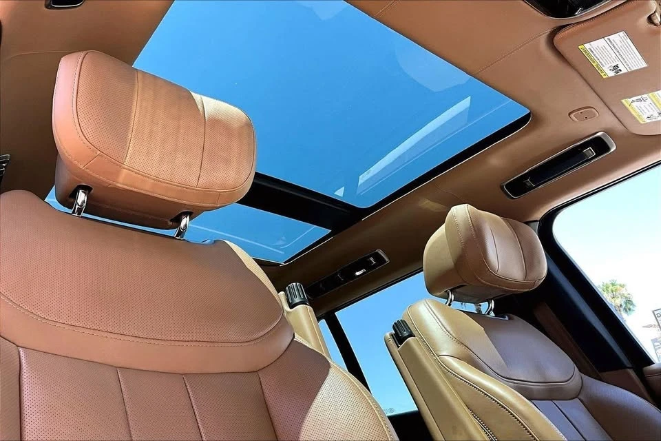 2024 Land Rover Range Rover L460 - Image 11 of 14