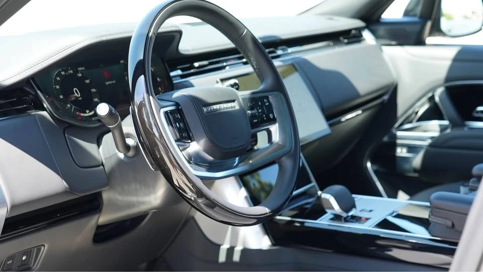 2024 Land Rover Range Rover L460 - Image 4 of 9