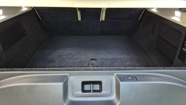 2024 Land Rover Range Rover L460 - Image 19 of 20