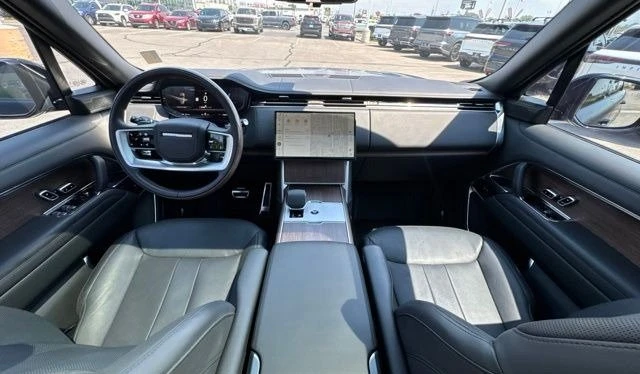 2024 Land Rover Range Rover L460 - Image 2 of 20