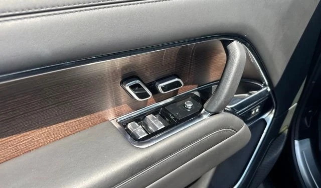 2024 Land Rover Range Rover L460 - Image 12 of 20