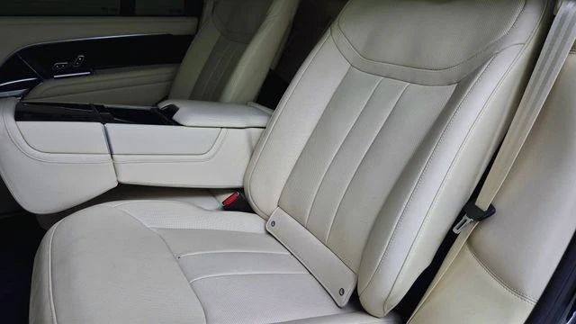 2024 Land Rover Range Rover L460 - Image 12 of 19