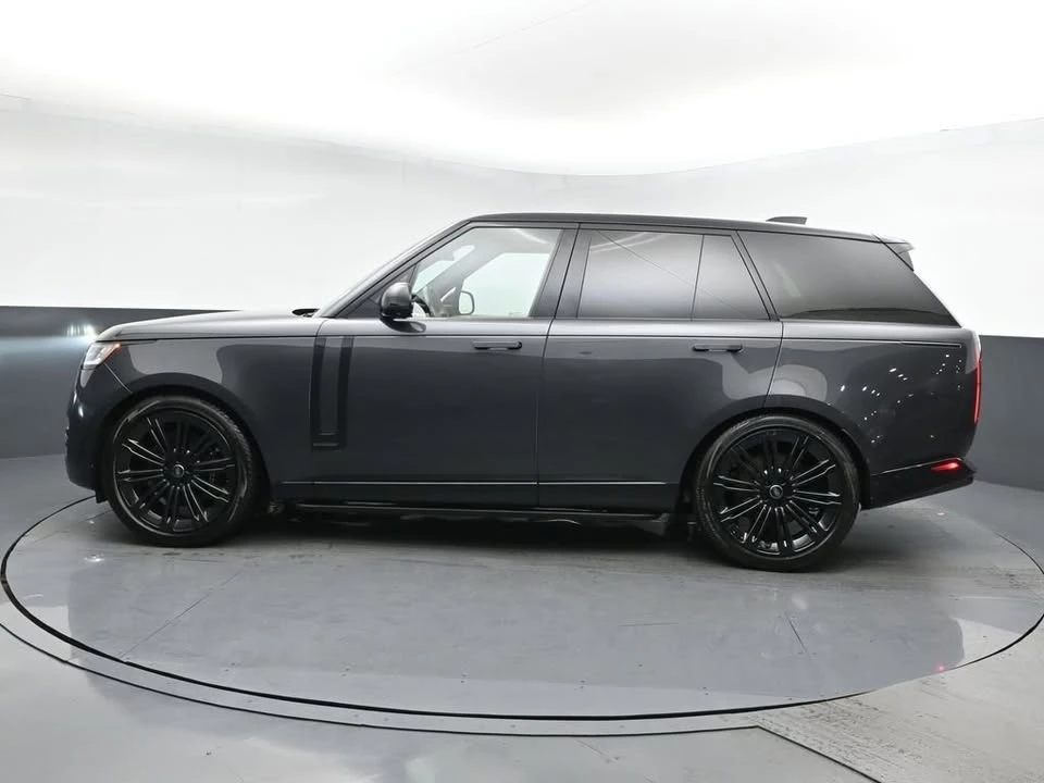 2024 Land Rover Range Rover L460 - Image 15 of 20