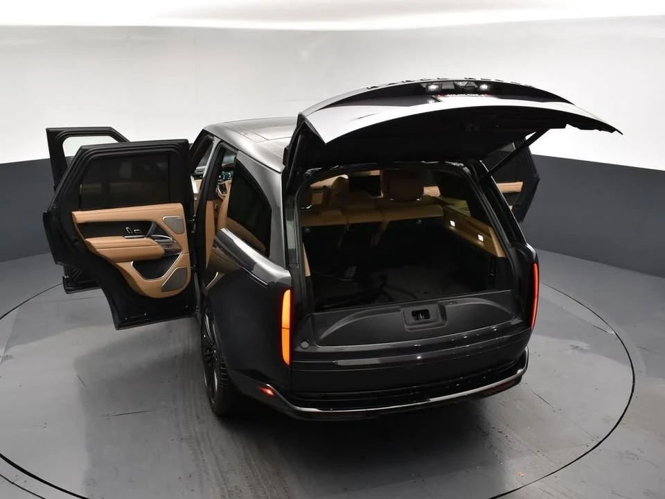 2024 Land Rover Range Rover L460 - Image 8 of 20