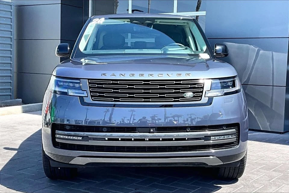 2024 Land Rover Range Rover L460 - Image 2 of 12