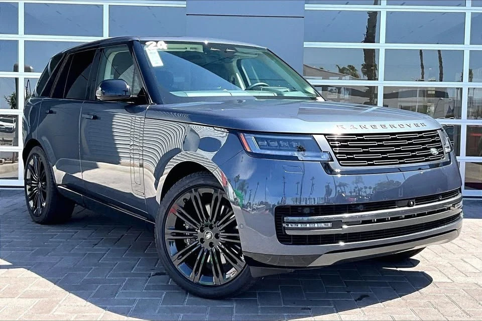 2024 Land Rover Range Rover L460 - Image 3 of 12