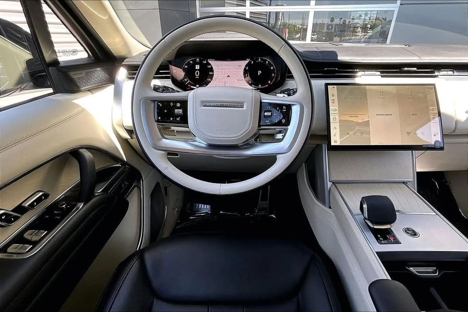 2024 Land Rover Range Rover L460 - Image 4 of 12