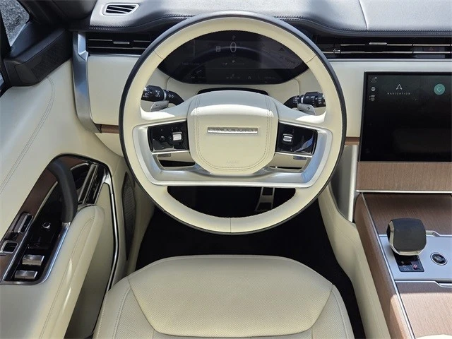 2024 Land Rover Range Rover L460 - Image 11 of 21