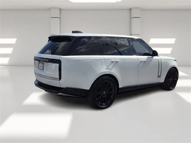 2024 Land Rover Range Rover L460 - Image 5 of 21