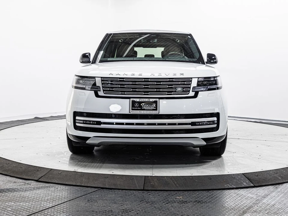 2024 Land Rover Range Rover L460 - Image 2 of 21