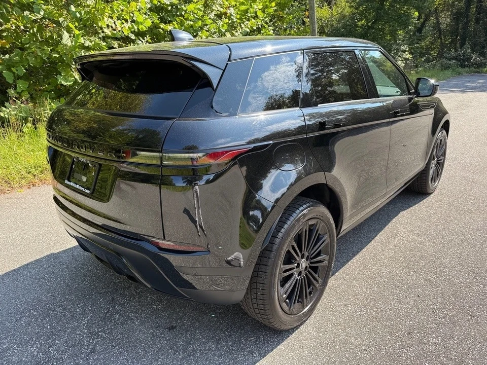 2024 Land Rover Range Rover L460 - Image 6 of 12
