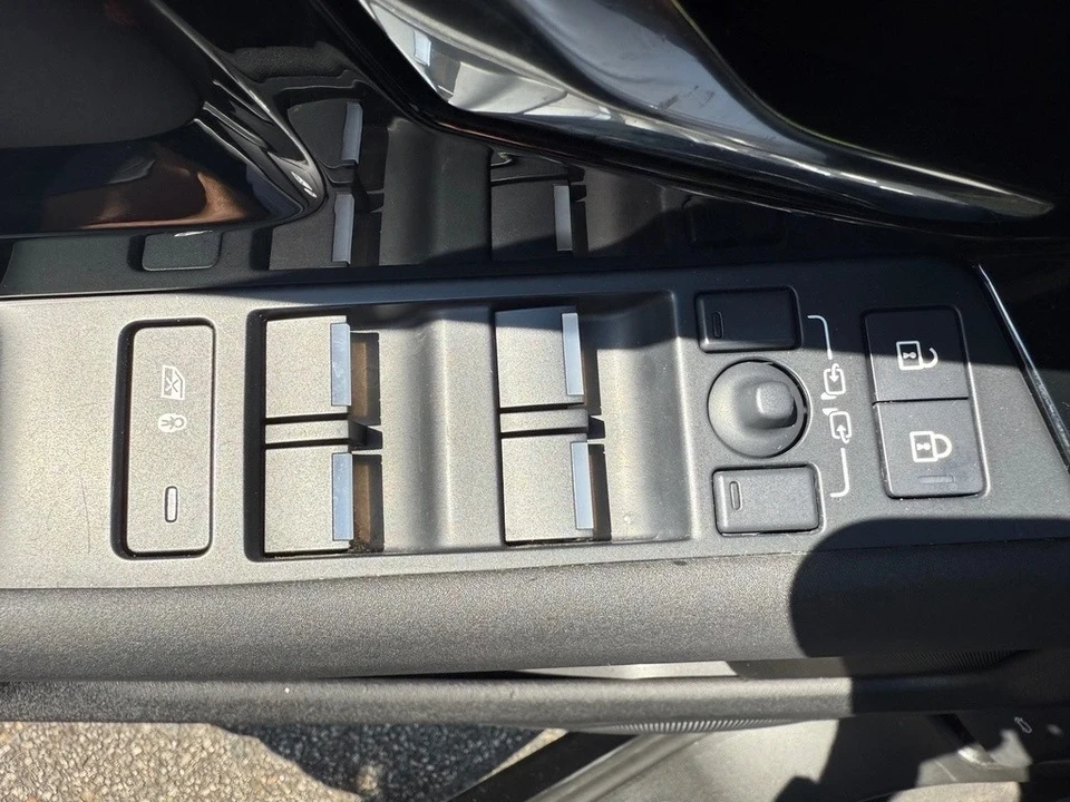 2024 Land Rover Range Rover L460 - Image 12 of 12