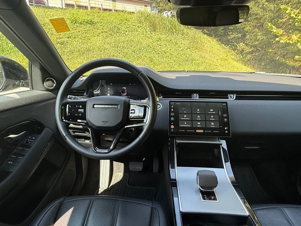 2024 Land Rover Range Rover L460 - Image 10 of 12