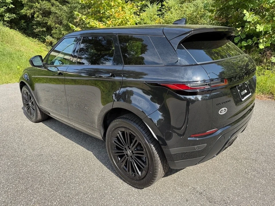 2024 Land Rover Range Rover L460 - Image 8 of 12
