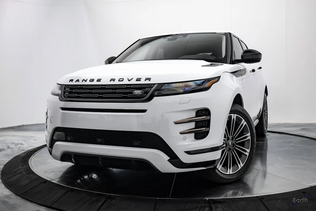 2024 Land Rover Range Rover L460 - Image 3 of 12