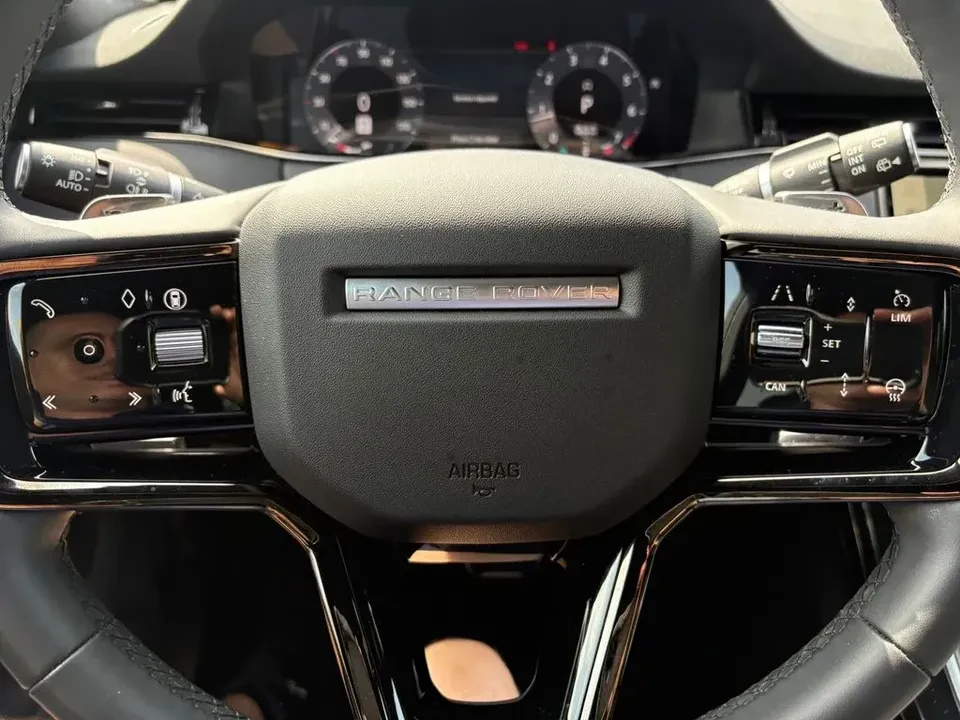2024 Land Rover Range Rover Evoque 2nd Gen - Image 5 of 10