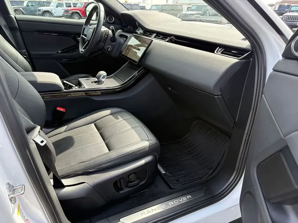 2024 Land Rover Range Rover Evoque 2nd Gen - Image 4 of 10