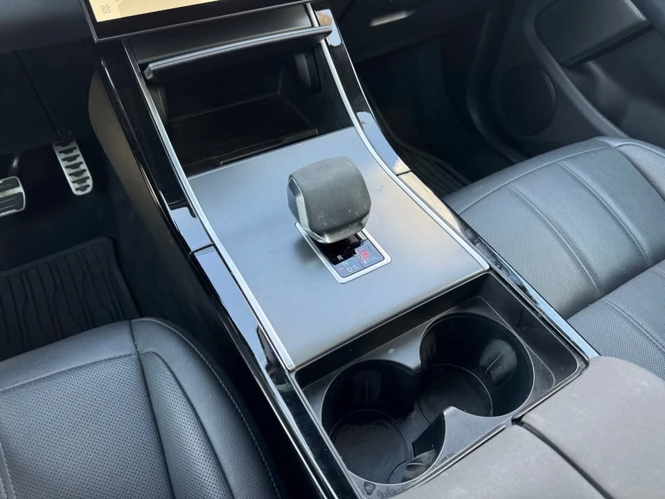 2024 Land Rover Range Rover Evoque 2nd Gen - Image 17 of 20