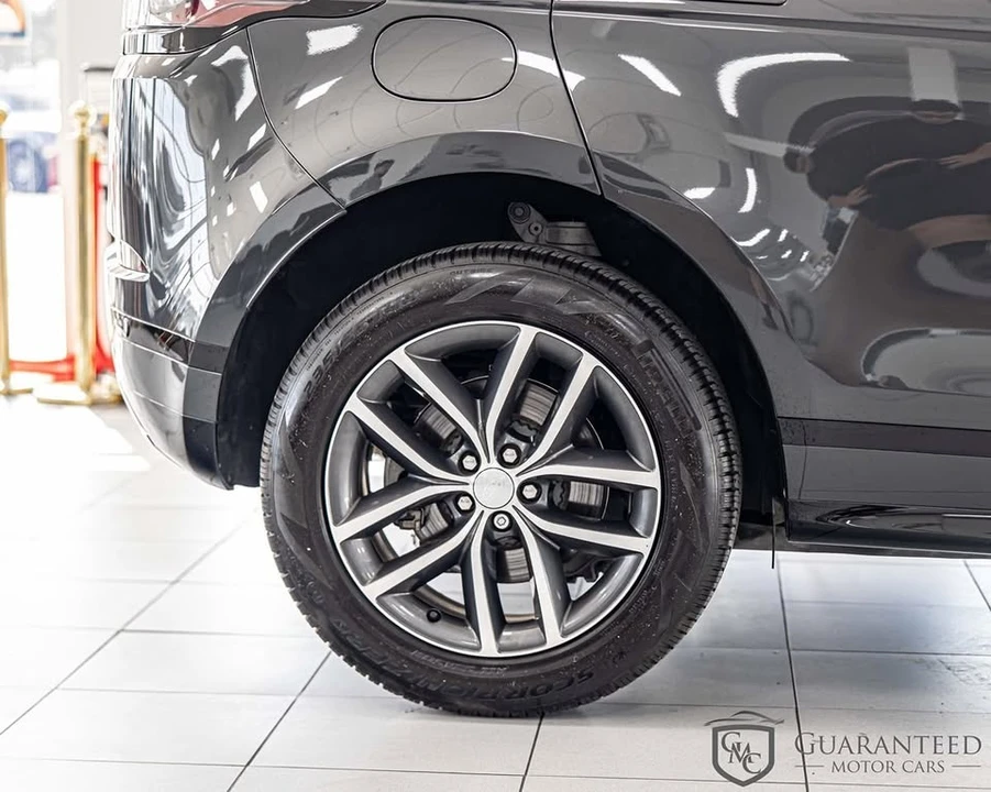 2024 Land Rover Range Rover Evoque 2nd Gen - Image 9 of 18