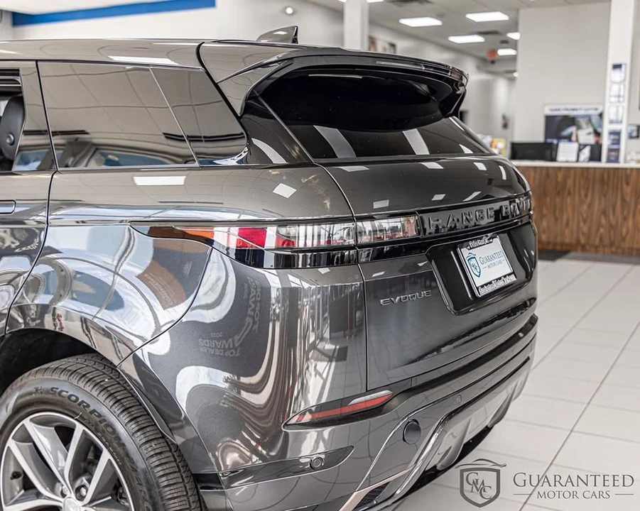 2024 Land Rover Range Rover Evoque 2nd Gen - Image 11 of 18