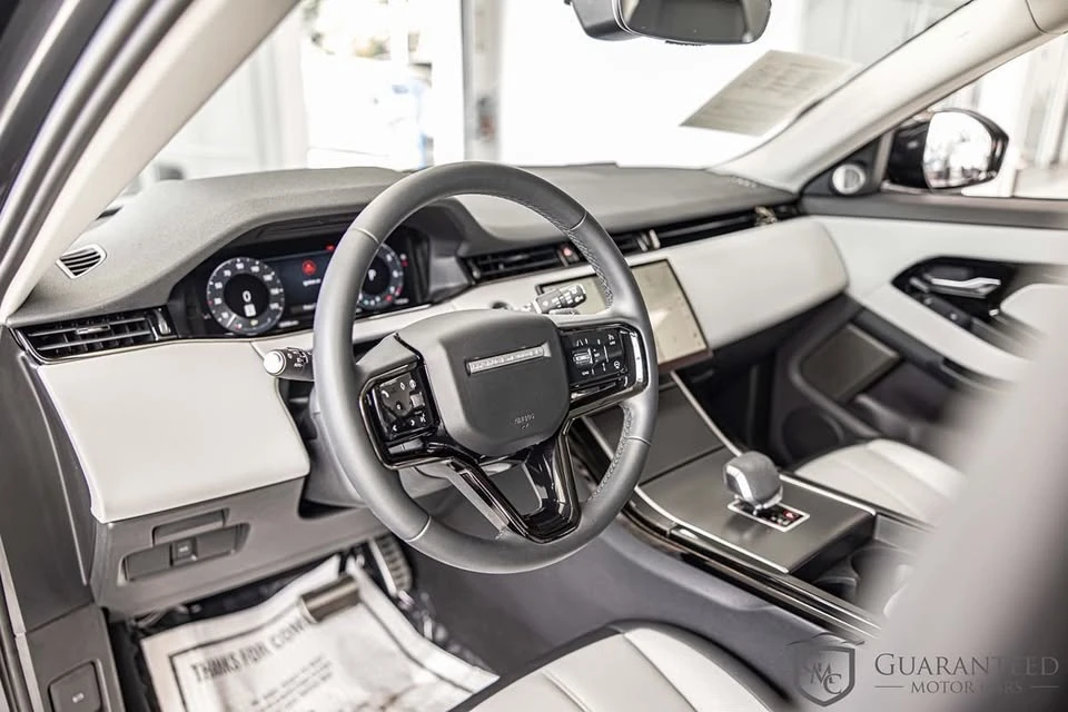 2024 Land Rover Range Rover Evoque 2nd Gen - Image 18 of 18