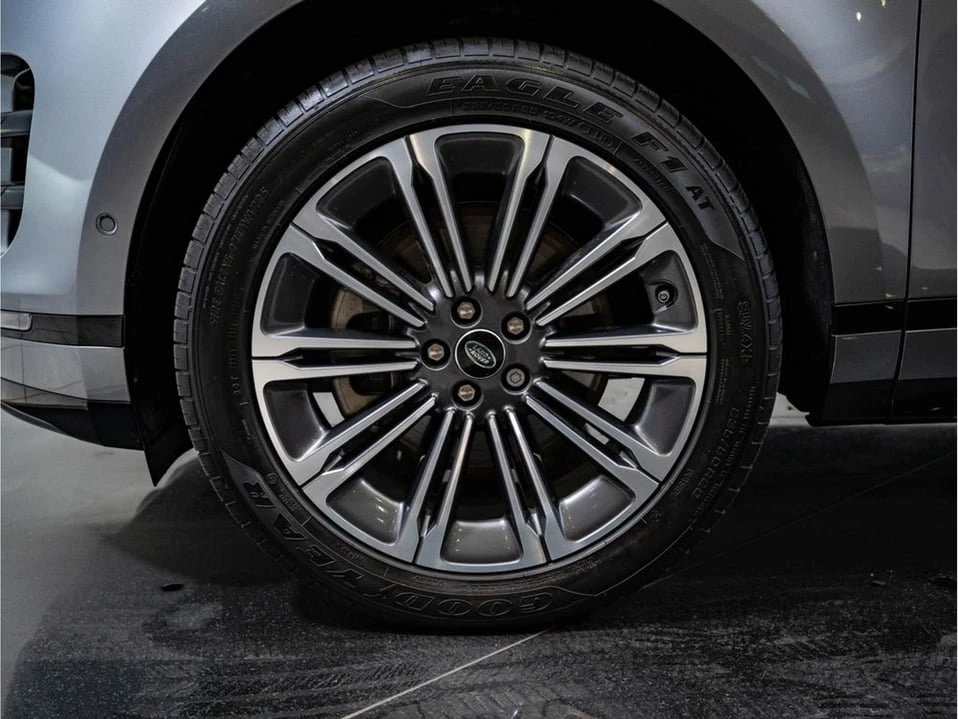2024 Land Rover Range Rover Evoque 2nd Gen - Image 13 of 20