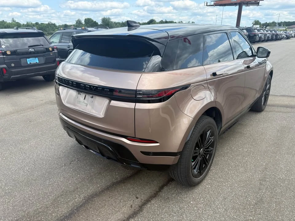 2024 Land Rover Range Rover Evoque 2nd Gen - Image 8 of 13