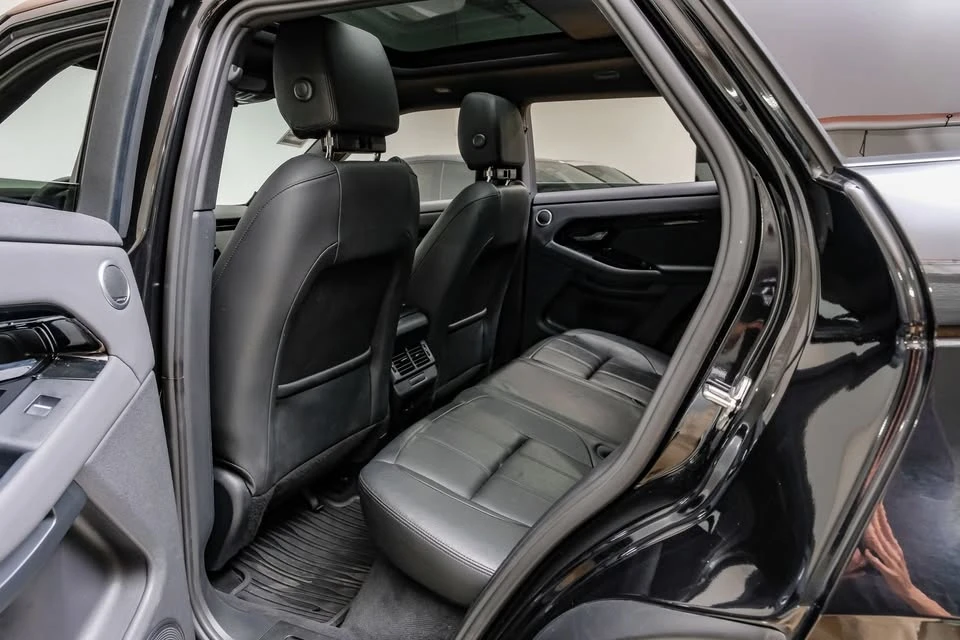 2024 Land Rover Range Rover Evoque 2nd Gen - Image 14 of 20