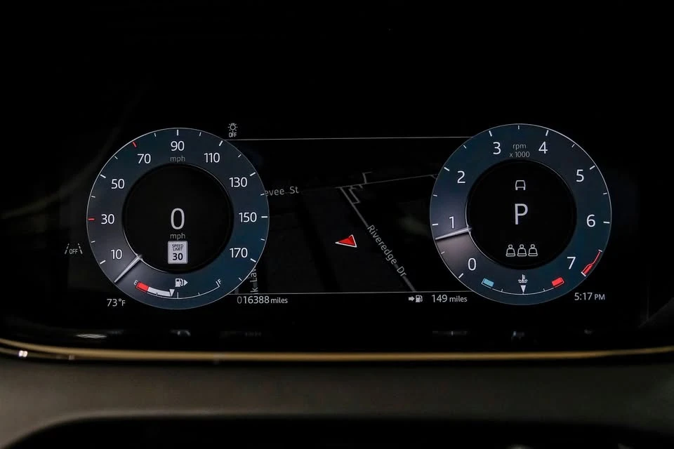 2024 Land Rover Range Rover Evoque 2nd Gen - Image 15 of 20