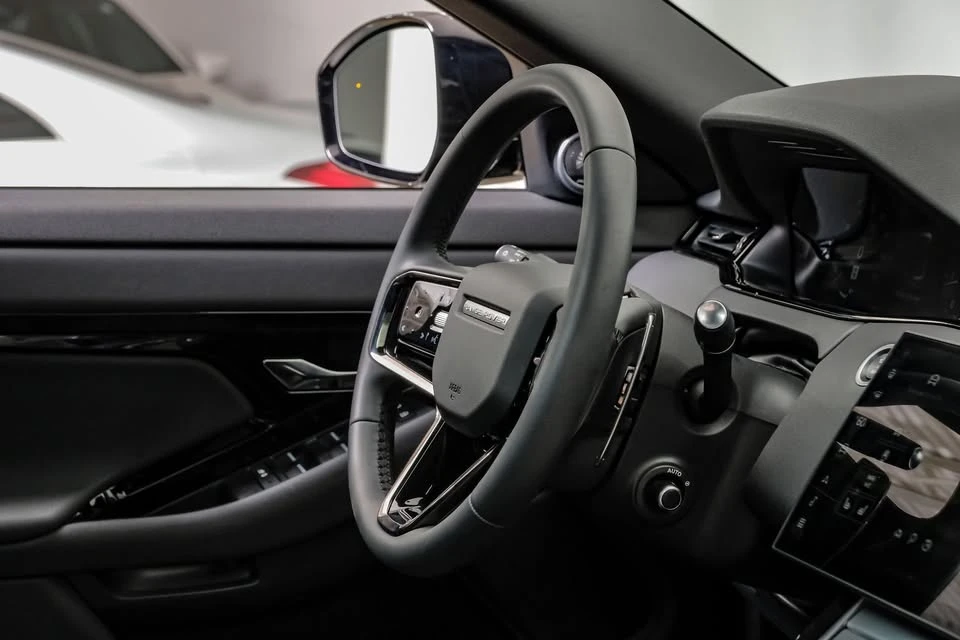 2024 Land Rover Range Rover Evoque 2nd Gen - Image 3 of 20