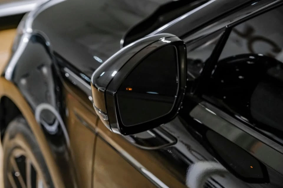 2024 Land Rover Range Rover Evoque 2nd Gen - Image 5 of 20