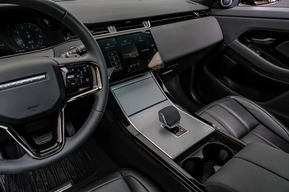 2024 Land Rover Range Rover Evoque 2nd Gen - Image 16 of 20