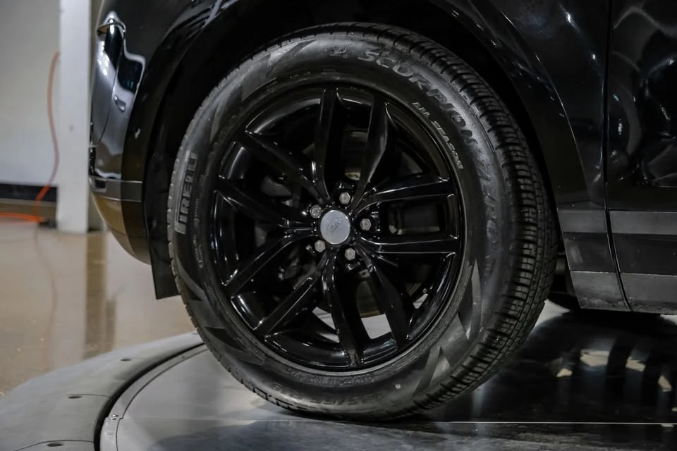 2024 Land Rover Range Rover Evoque 2nd Gen - Image 3 of 20
