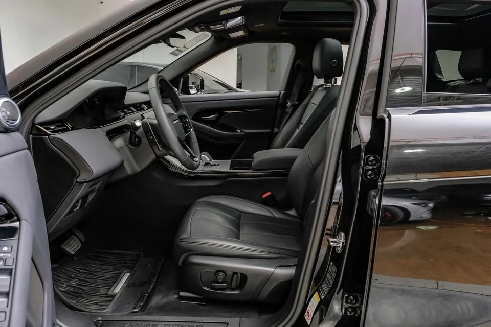 2024 Land Rover Range Rover Evoque 2nd Gen - Image 10 of 20