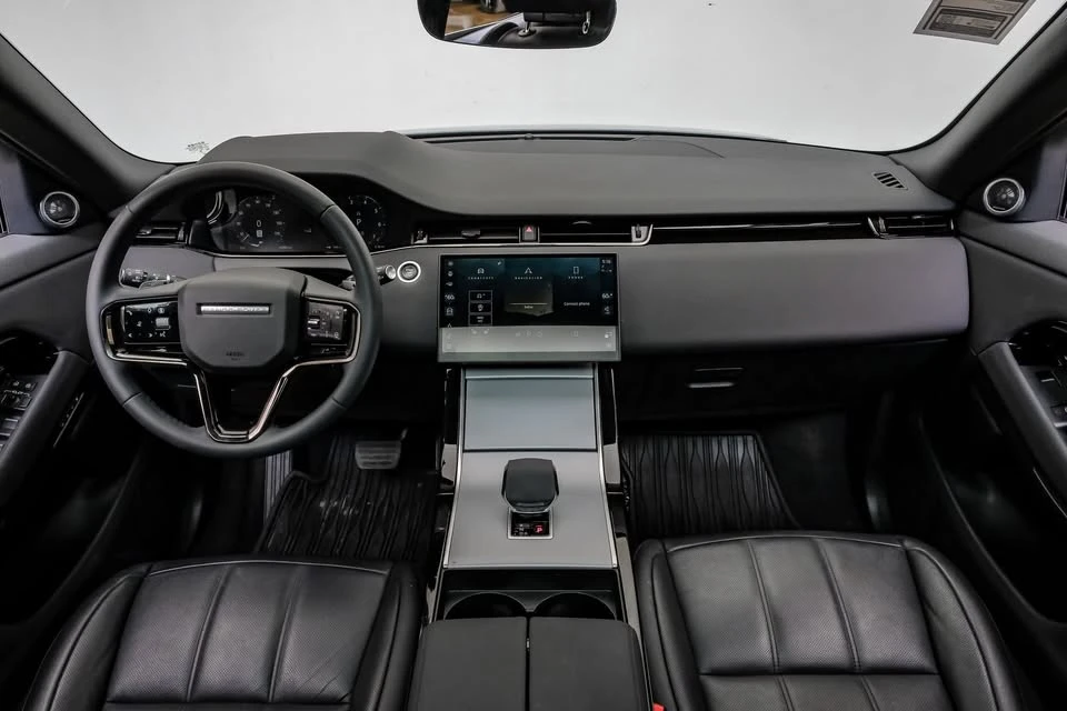 2024 Land Rover Range Rover Evoque 2nd Gen - Image 13 of 20